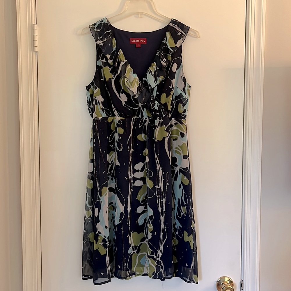 Merona V-neck Sleeveless Dress - Size M!
